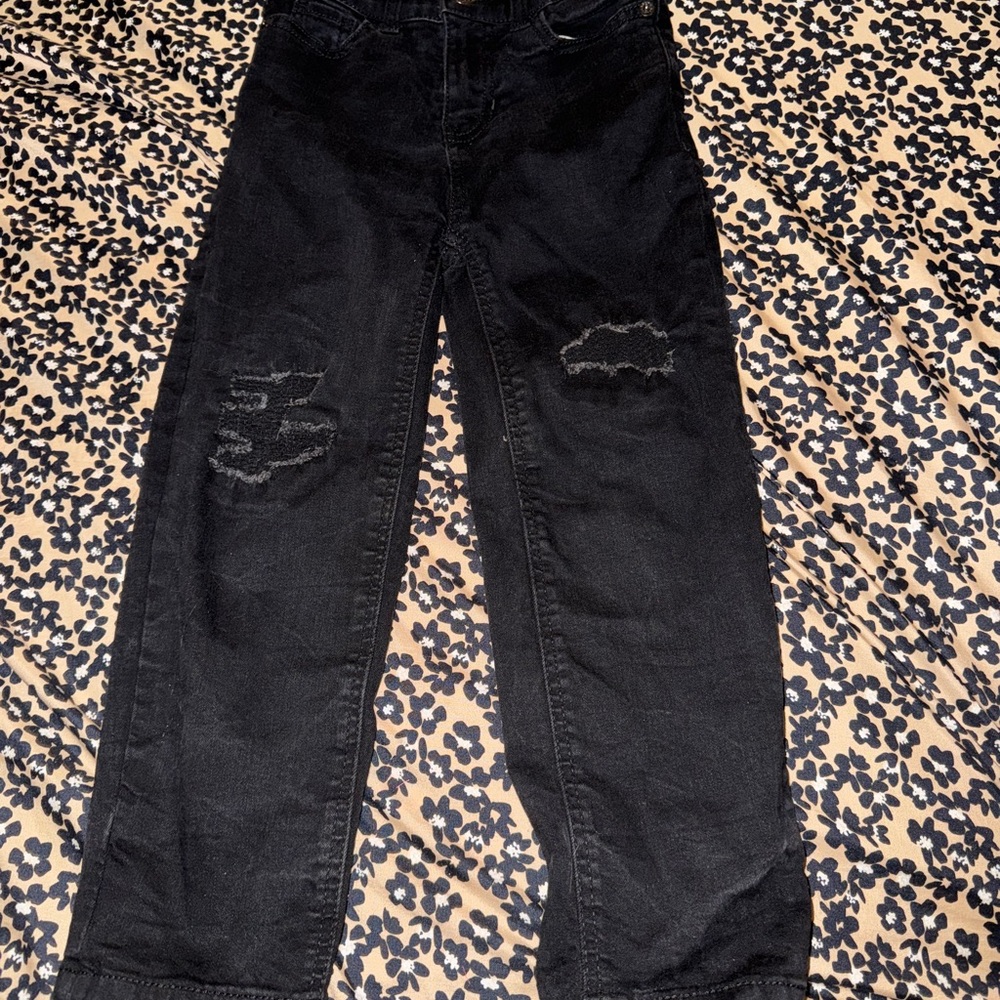 Classic Black Straight-Leg Jeans